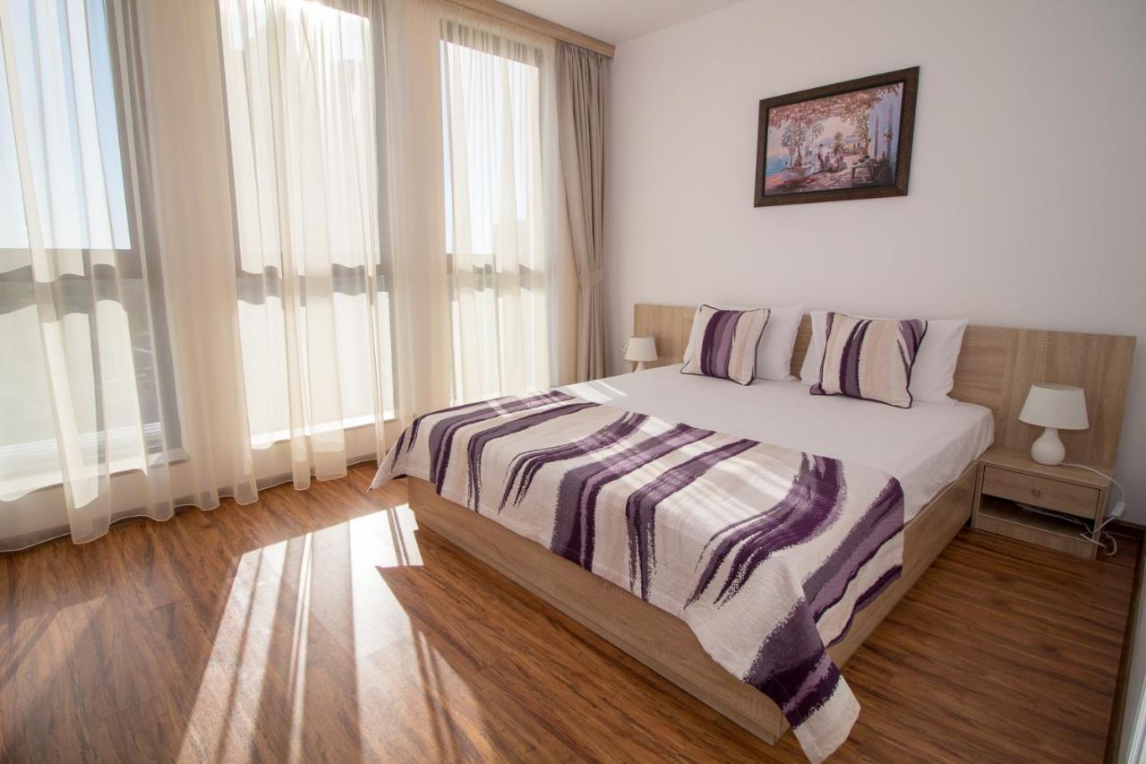 South Beach Apartment Nessebar Eksteriør billede