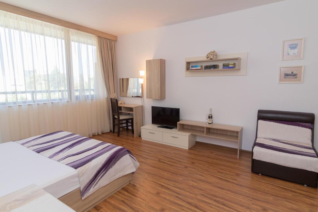 South Beach Apartment Nessebar Eksteriør billede